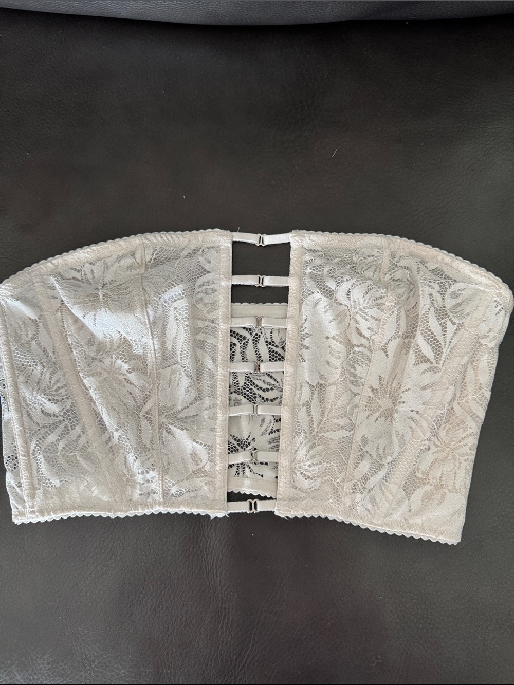Victoria's Secret White Lace Strapless Bustier Bandeau